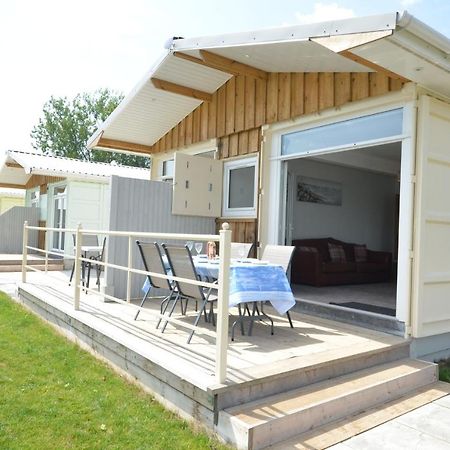 Premium Lake Lodges Chichester Esterno foto